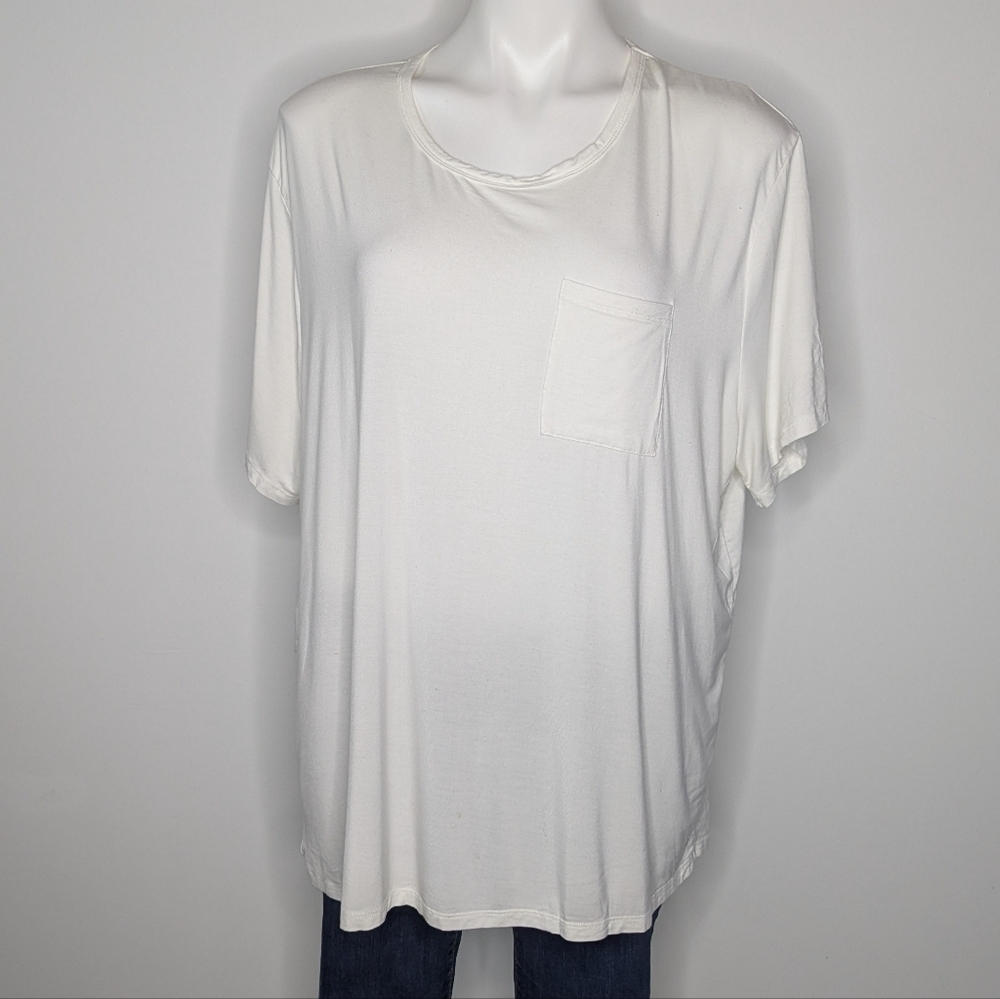 Cozy Earth White Short Sleeve T-shirt L